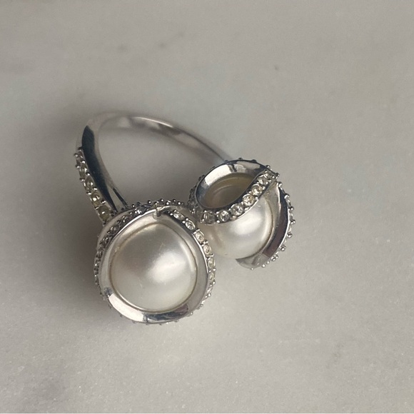 SWAROVSKI faux Pearl silver tone ring size 6 - Picture 13 of 16